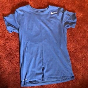Nike dry-fit T-shirt  size small